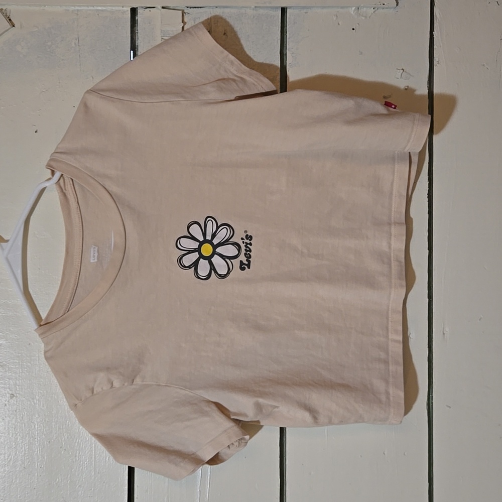 Levi's small cropped T-shirt